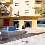 Apartment In San Pedro De Alcantara-Marbella With Private Parking